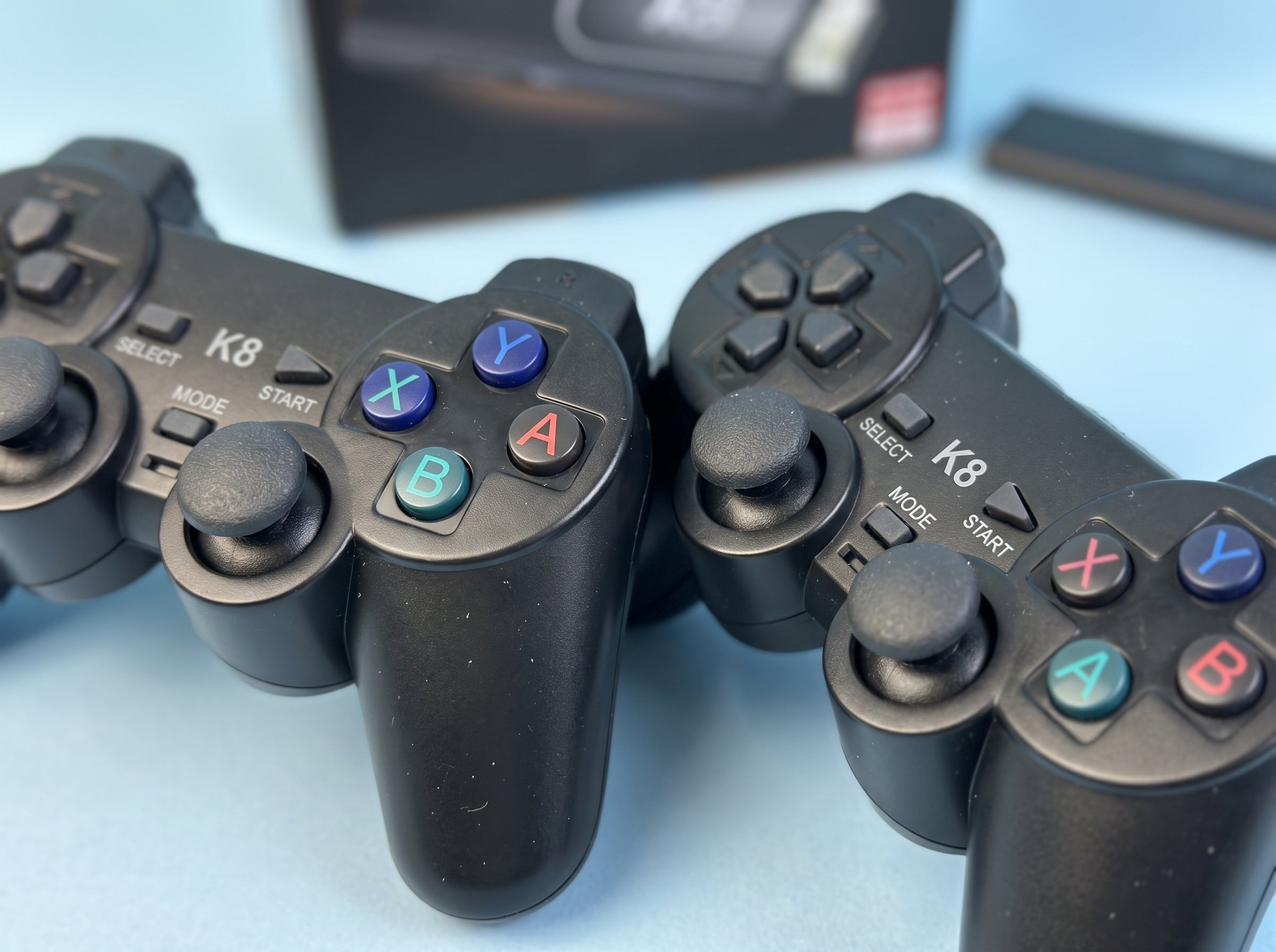 Consola Retro K8 Game Stick: Review Honesta 2026 + Unboxing (¿Vale la pena?)